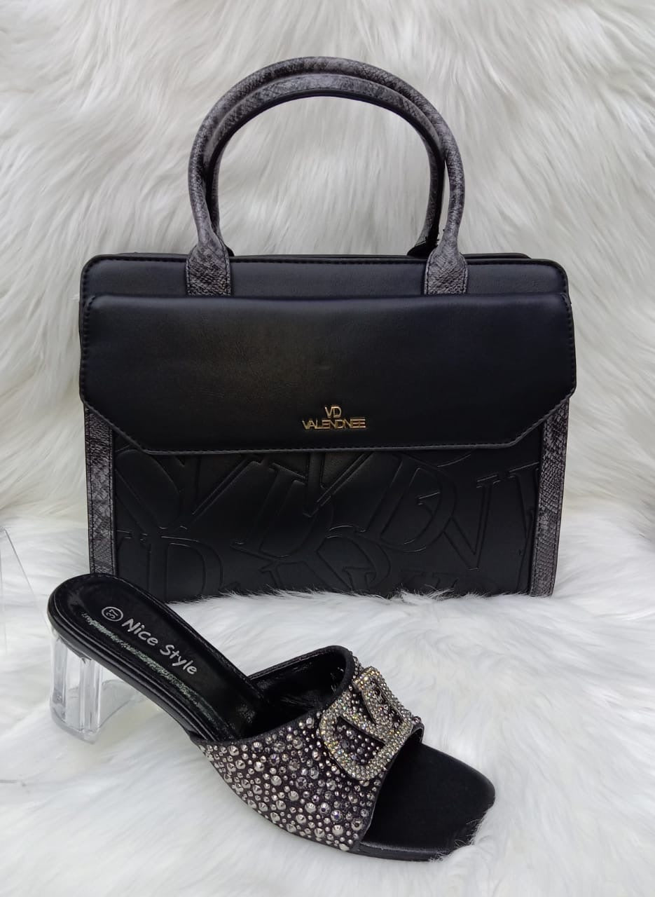 Valendnee handbag Shoes- nice style