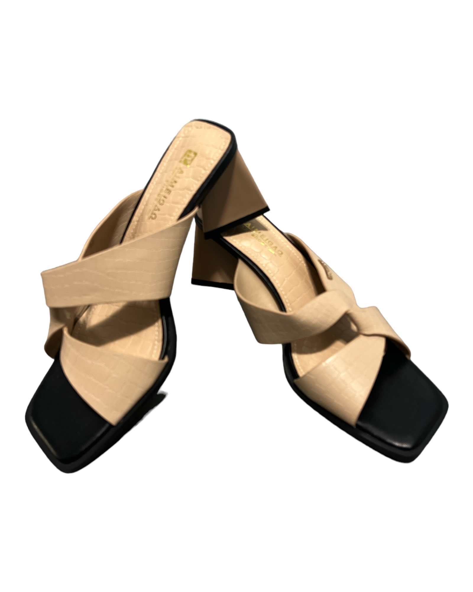 Beige Almelgao sandals